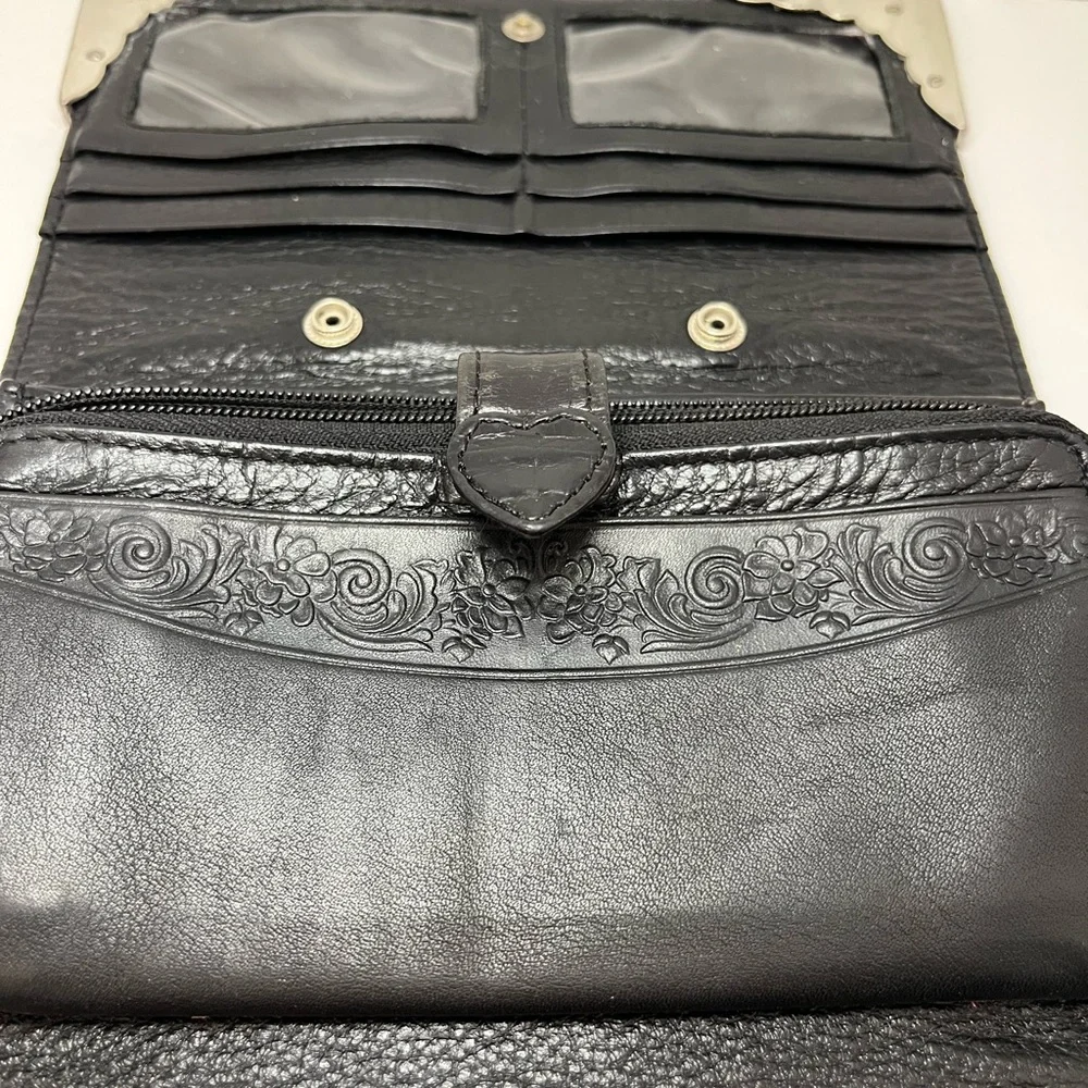 Brighton Black Crocodile Embossed Wallet with Silver Accents - Picture 8 of 10